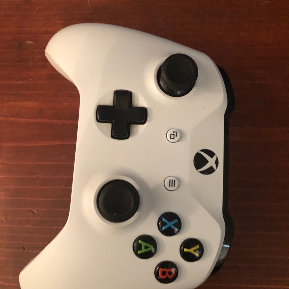 Xbox controller - Picture 2 of 5